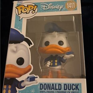 Funko Pop Disney Donald Duck in Blue and White
